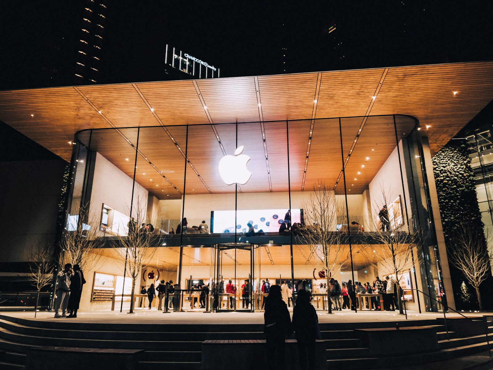 Why Nobody Has Been Able to Build Another Apple